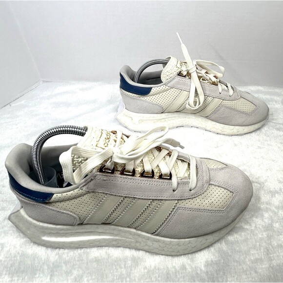 Adidas Original Retropy E5 Off White Grey Women's Size 9.5 Athletic Shoes GX1812 - Picture 2 of 7